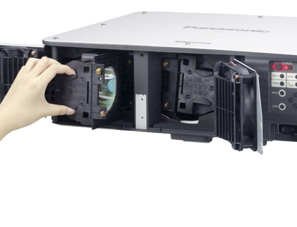 panasonic projector beamer pt-d5700e