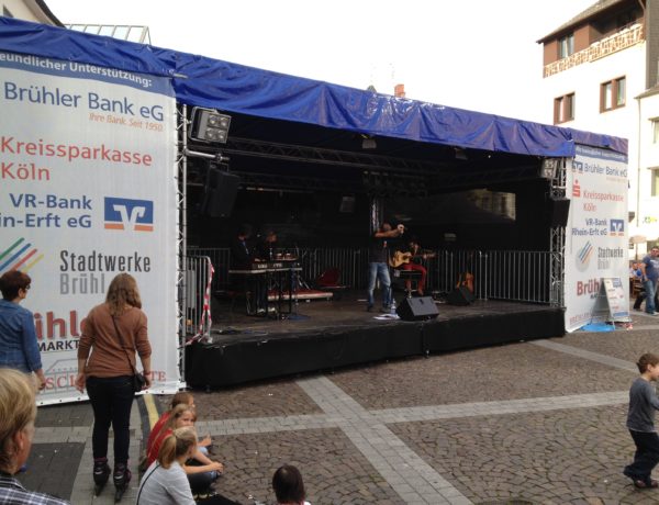 pultdachbühne altstadtfest brühl - MP Music Vermietung