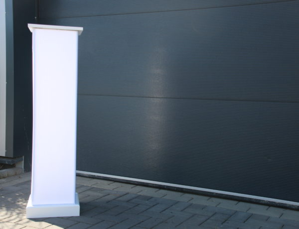 Selbstleuchtende Exponatsäule 110cm