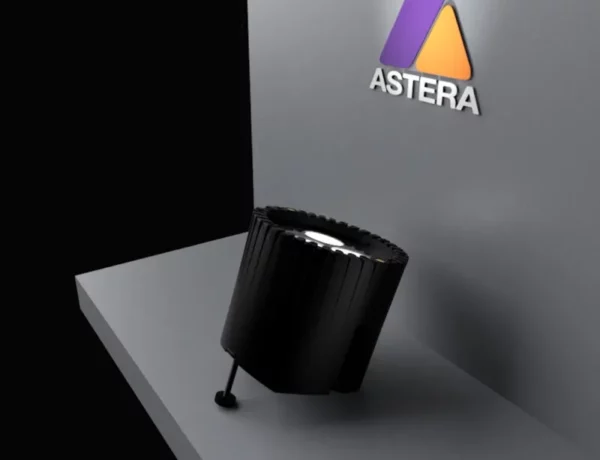 Astera AX5 TriplePar Akku LED Outdoor Spot