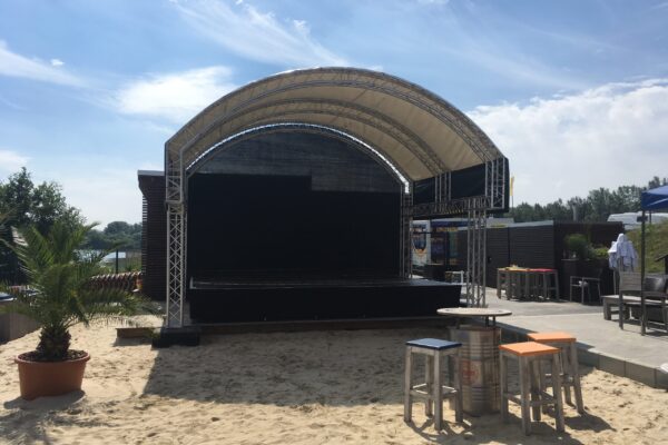 Runddachbühne - MP Music Vermietung
